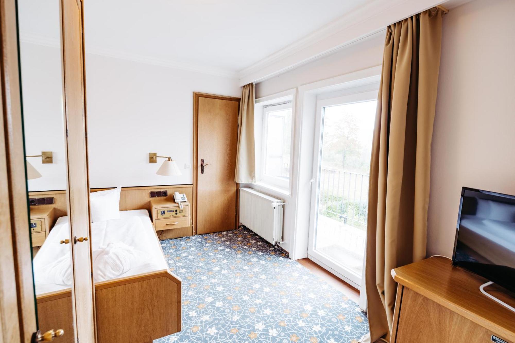 Berghotel Hoher Knochen Winterberg Extérieur photo